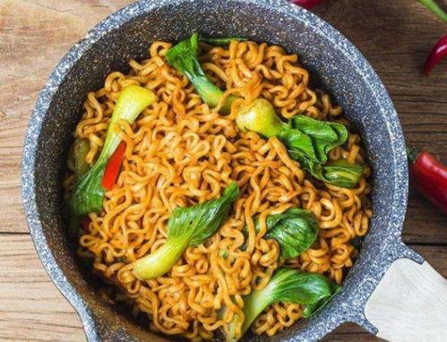 带你吃瓜僵尸泡面