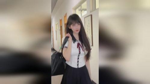 女学姐吃瓜,揭秘校园八卦背后的真相