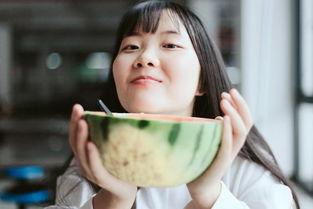 吃瓜不让拍照,揭秘不让拍照背后的秘密