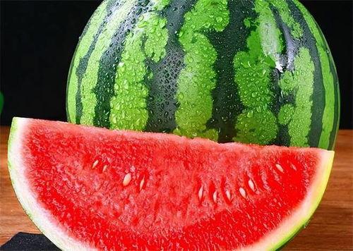 夏季吃瓜季必吃麒麟瓜,麒麟瓜，甜蜜果肉尽享清凉时光