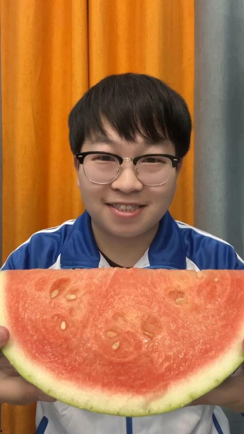 微沉浸式吃瓜,轻松畅享娱乐盛宴